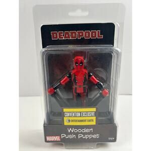 Deadpool 2017 EE Convention Exclusive Wooden Push Puppet LE 492 NIP Marvel